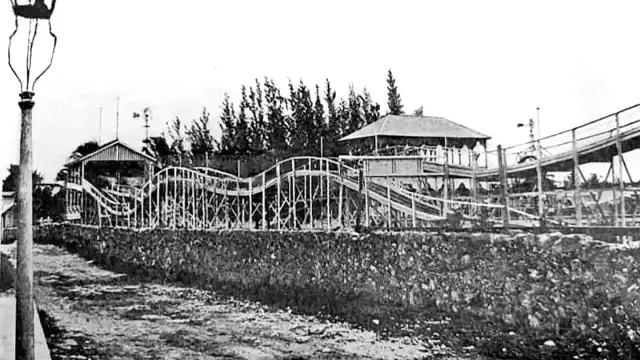 La montaña rusa fue instalada en Recreos de Itzimná, ubicada el norte de la ciudad