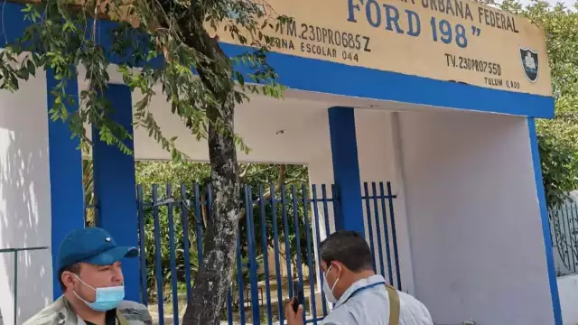 Advierten multas hasta por $160 mil a escuelas que incumplan con medidas anticovid en Quintana Roo