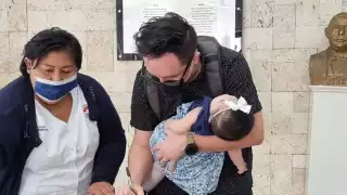 El jueves pasado, Fausto y Abraham acudieron al registro civil de Cancún a registrar a sus hijas gemelas con los apellidos de ambos, tras ganar una serie de amparos