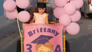 Brittany terminó el jardín de niños en la escuela Chac Mool