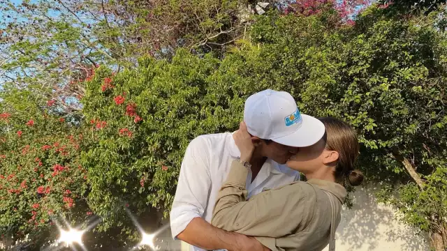 "Este es un momento muy especial para nosotros  así que decidimos compartirles esta felicidad", señalan en la publicación