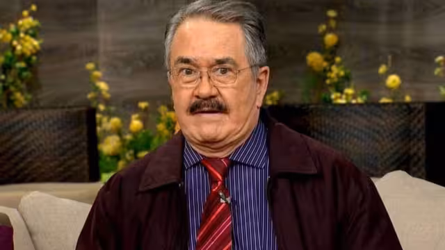 TV Azteca quiere despedir a Pedro Sola y lo acusan de 'prepotente'