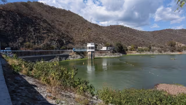 El agua del río Cutzamala ha bajado de nivel