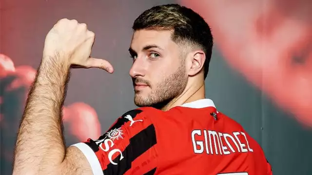 Santi Giménez ha sido presentado oficialmente como nuevo jugador del AC Milan