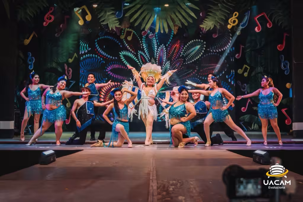 La fiesta vuelve a la UAC: Carnaval universitario regresa entre batucadas y porras