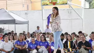 Escuelas de Quintana Roo recibieron a Olimpia Coral Melo en jornadas contra la violencia digital