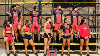 Contendientes rojos y azules se alistan para correr un reto en los circuitos de Exatlón México