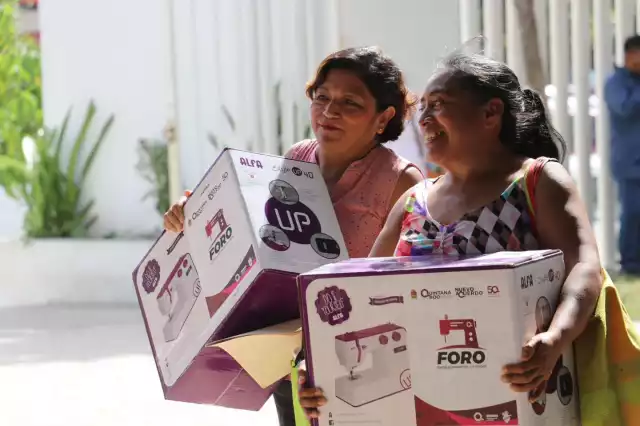 Aquellos beneficiarios y beneficiarias quienes no han ido por su maquina, podrán acudir por ella