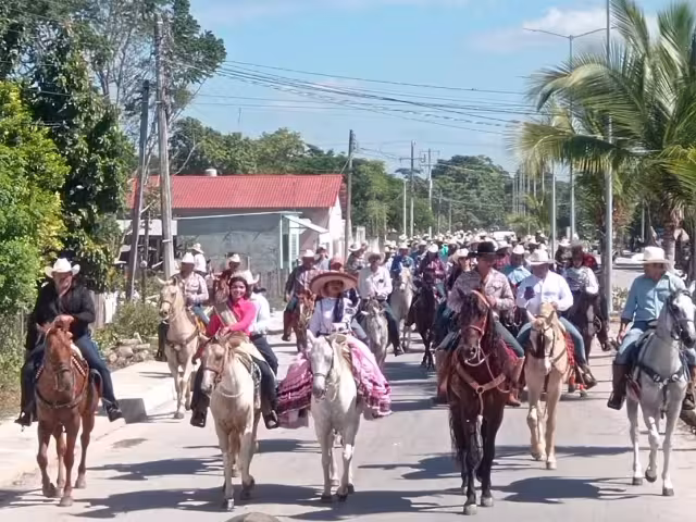 Inició la feria anual de Ley de Reforma Agraria, en Champotón, como parte del 53 aniversario de su fundación.