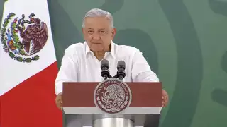 AMLO viajó a Minatitlán para encabezar conmemoración del 84 Aniversario de la Expropiación Petrolera