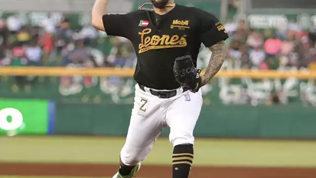 Las peloas oficiales llevarán impresas el logo de la Serie del rey 2020