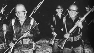 Elementos del Ejército reprimieron y arrestaron a los manifestantes