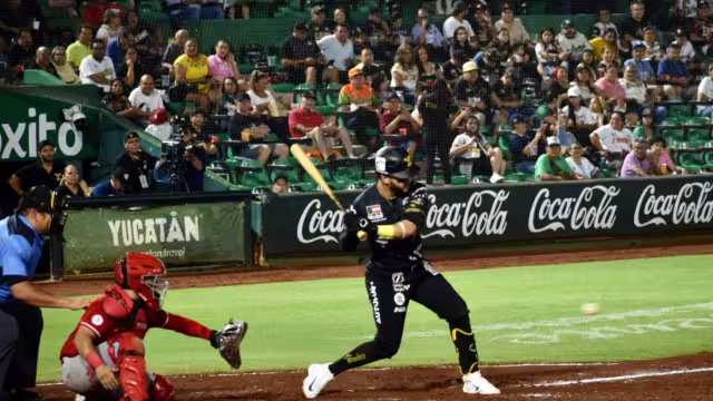 Leones de Yucatán se impone a El Águila de Veracruz en el Parque Kukulcán