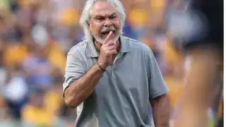 Miguel Mejía Barón ratifica a Lillini como técnico de Pumas