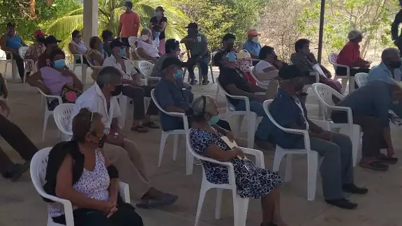 Por el cambio en el Semáforo Epidemiológico se tomó la decisión de mantener medidas para evitar concentraciones Por el cambio en el Semáforo Epidemiológico se tomó la decisión de mantener medidas para evitar concentraciones