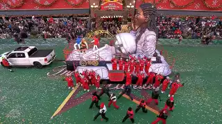 Varios personajes y carrozas invadieron las calles de Nueva York
