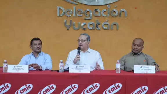 Raúl Monforte González, busca reelegirse, pero su rival es el ingeniero Alfonso G. Cantón Cetina