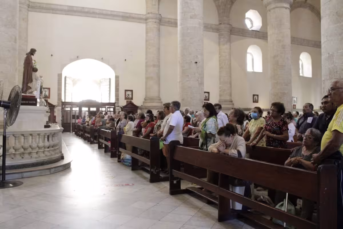 Semana Santa 2025: Horarios de misas en la Catedral de Mérida este 17 y ...