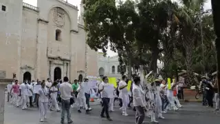 Es la segunda marcha que realizan médicos de Yucatán esta semana