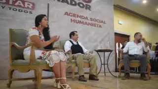 Joaquín Díaz Mena da a conocer las problemáticas de Yucatán a través de su agencia social