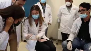 Estudiantes de Medicina de Yucatán desarrollaron el dispositivo que podría detectar el cáncer gástrico