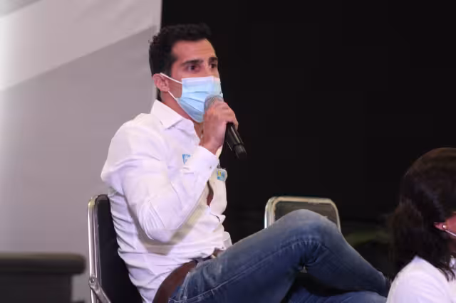 Rommel Pacheco en su participación en el Foro Democrático CANACO