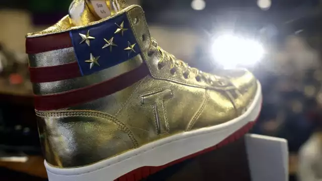 Trump lanza su propia línea de sneakers