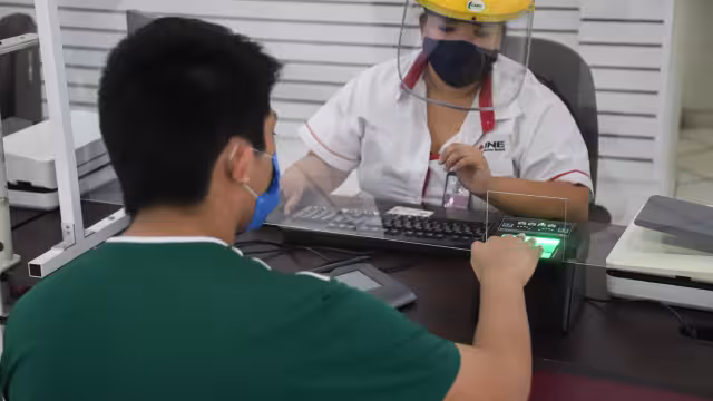 Sólo 123 personas acudieron a los módulos a recoger las identificaciones solicitadas