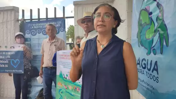 Los habitantes de dos comunidades están hartos de que los jueces no resuelvan sus amparos.