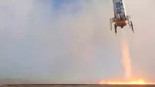 Jeff Bezos programa el primer vuelo turístico espacial y subasta un asiento en él: VIDEO