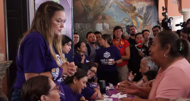 La atención se realizó en el Palacio Municipal de Mérida