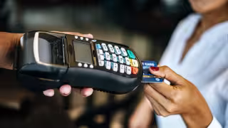 Fraudes y movimientos bancarios desconocidos siguen al alza en Yucatán: las reclamaciones crecen un 11%
