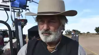 Se reducen los cargos en contra de Alec Baldwin