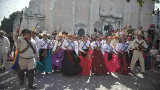Secretaría de Educación abre convocatoria para participar en el desfile de la Revolución Mexicana en Mérida