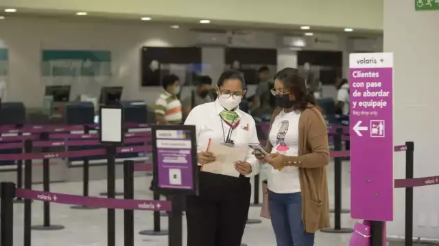 Desde muy temprano se registró la asistencia de viajeros en la terminal aérea