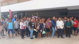 Más de 100 mujeres emprendedoras de Carmen exigen acceso a microcréditos