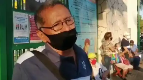 Los adultos mayores de Chiapas, asistieron a los centros de vacunación Los adultos mayores de Chiapas, asistieron a los centros de vacunación