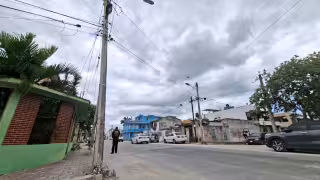 Más de una década sin luz: Cancunenses viven en inseguridad por falta de alumbrado público