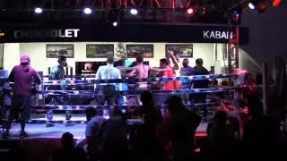 El kanasinense Denovan Silencioso Salazar y el cancunense José JJ Viveros disputaron un cerrado combate que fue juzgado por los espectadores como fraudulento