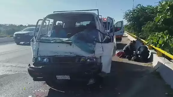 Uno de los lesionados resultó con una fractura expuesta Uno de los lesionados resultó con una fractura expuesta