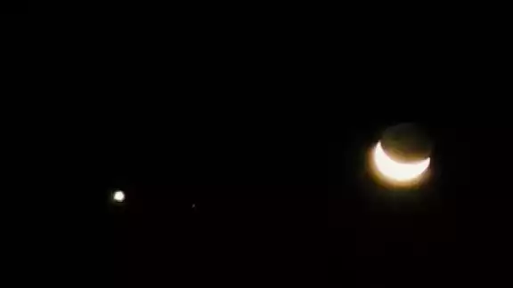 Este año concluirá con uno de los fenómenos astrológicos del año, la Luna y Marte podrán ser vistos al mismo tiempo  y podrá apreciarse sin necesidad de un telescopio