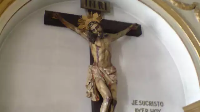 En la mayoría de las iglesias se puede leer INRI