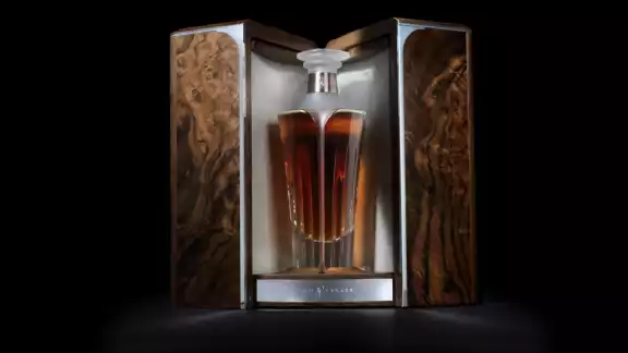 Esta botella fue diseñada especialmente para la colección