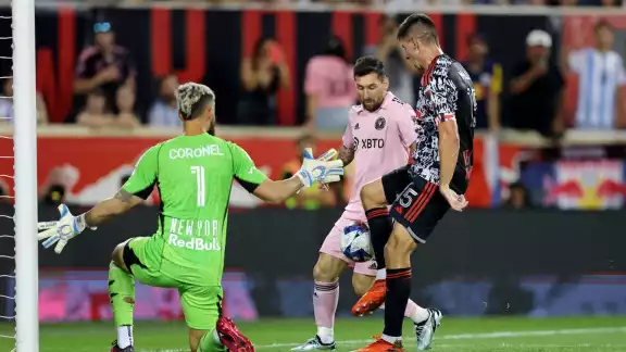 Messi se estrena en la MLS con gol y victoria del Inter Miami en Nueva York Messi se estrena en la MLS con gol y victoria del Inter Miami en Nueva York