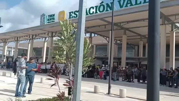 Los maestros avanzan con sus protestas al Oriente de Yucatán Los maestros avanzan con sus protestas al Oriente de Yucatán