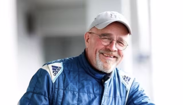 El piloto finlandés Juha Miettinen