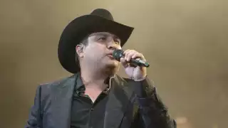 Julión Álvarez fue víctima de un ataque armado junto a su familia en Chiapas