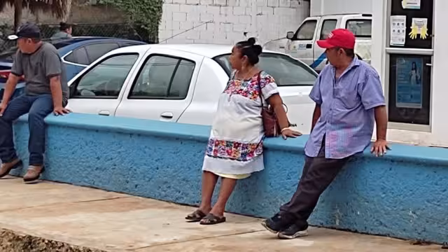 Autoridades sanitarias afirman que en la Zona Maya bajaron la guardia y ya no usan cubrebocas