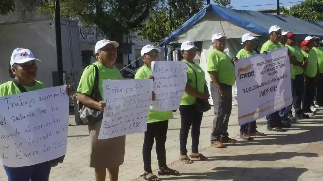 Empleados del Ayuntamiento de Tizimín pondrán una demanda en contra Pedro Couoh Suaste