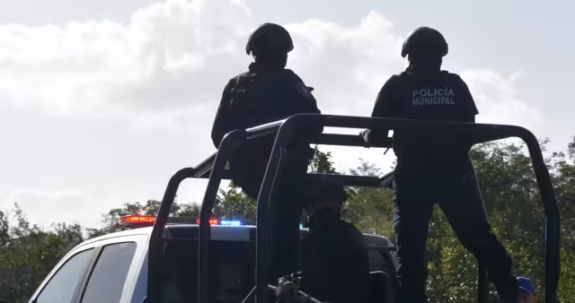 Hasta 350 vacantes en la policía de Cancún